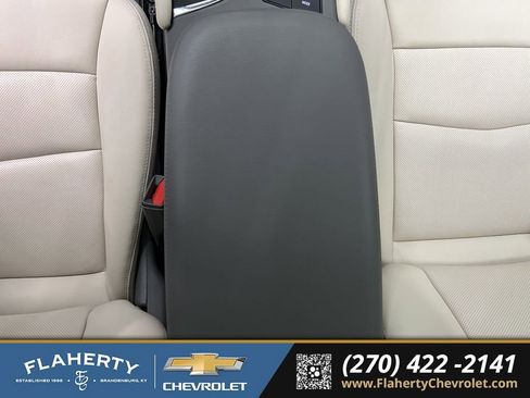 Used 2025 Cadillac XT5 Premium Luxury w/ LPO, Floor Liner Package FWD image 36