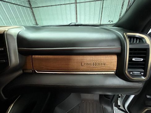 Used 2022 RAM 2500 Limited image 19