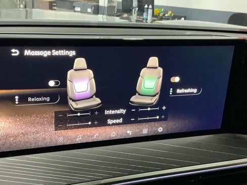 Used 2025 INFINITI QX80 Autograph image 12