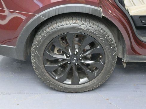 Used 2020 Kia Sorento EX FWD image 38