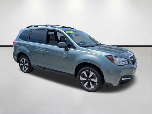 Used 2018 Subaru Forester 2.5i Premium AWD/4WD image 2