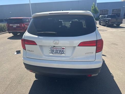 Used 2016 Honda Pilot EX image 9