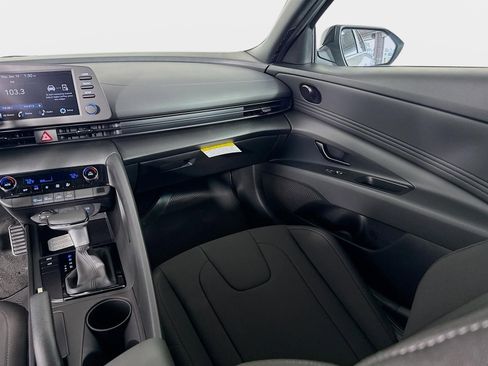 New 2026 Hyundai Elantra Sport FWD image 22