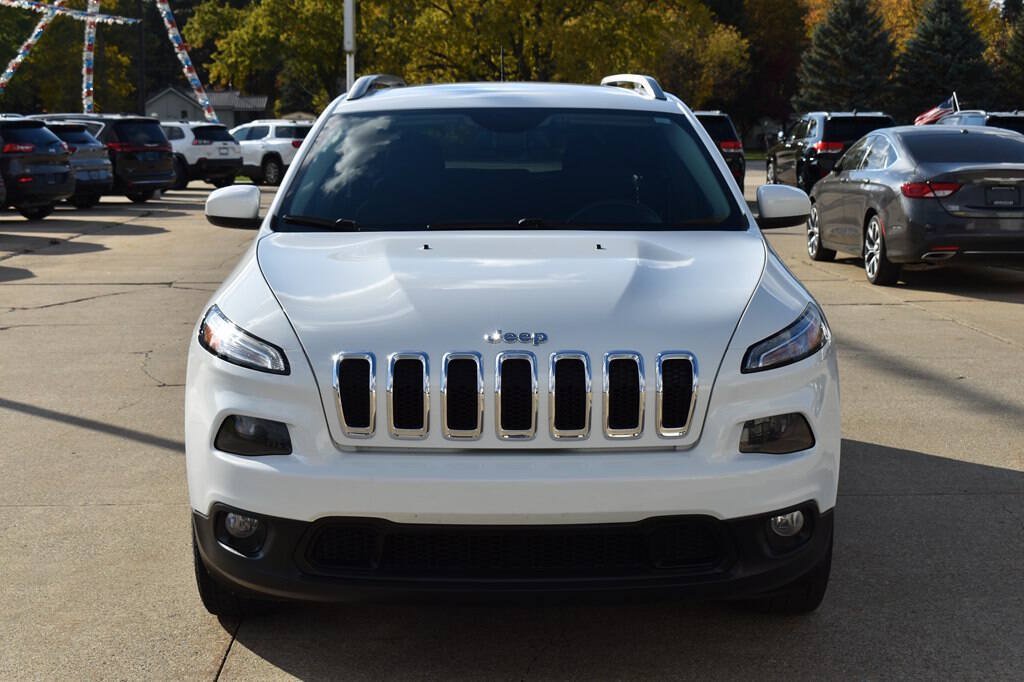 Used 2015 Jeep Cherokee Latitude w/ Comfort/Convenience Group AWD/4WD image 8