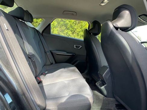 Certified 2025 Kia K4 LXS image 25