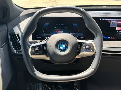 Used 2022 BMW iX xDrive50 w/ Premium Package AWD/4WD image 22