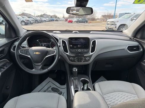 Used 2020 Chevrolet Equinox LT image 16