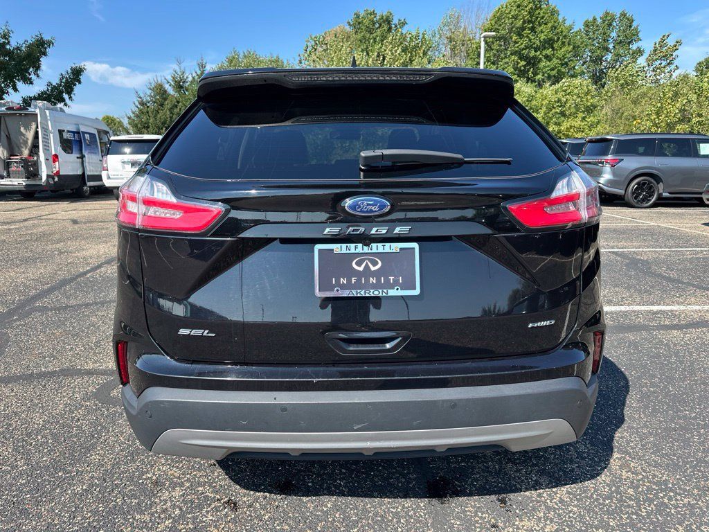 Used 2023 Ford Edge SEL AWD/4WD image 10