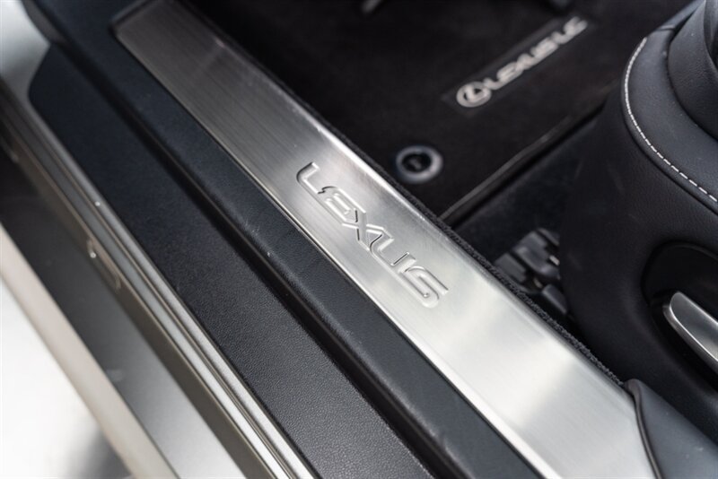 Used 2024 Lexus LC 500 Convertible w/ Touring Package RWD image 52