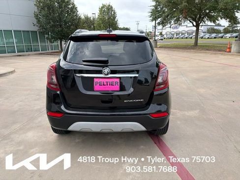 Used 2020 Buick Encore Preferred w/ Safety Package FWD image 9