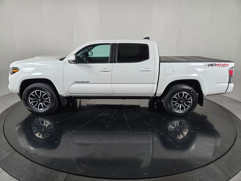 Used 2023 Toyota Tacoma TRD Sport w/ Advanced Technology Package AWD/4WD image 3