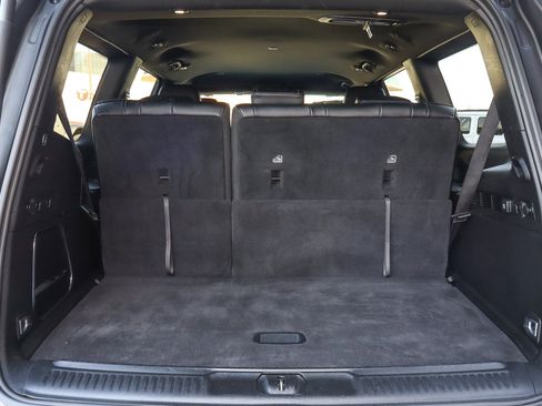 Used 2024 Jeep Wagoneer Series II w/ Flexible Seating Group AWD/4WD image 21