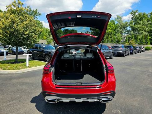 New 2026 Mercedes-Benz GLC 300 4MATIC image 9