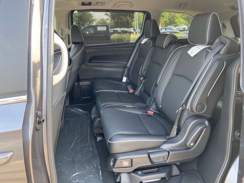 New 2026 Honda Odyssey Touring image 19