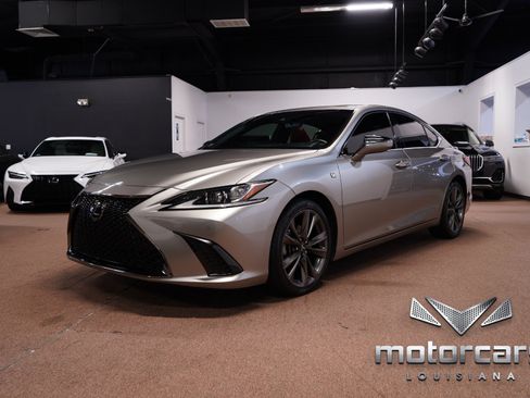 Used 2021 Lexus ES 350 F Sport w/ Accessory Package FWD image 3