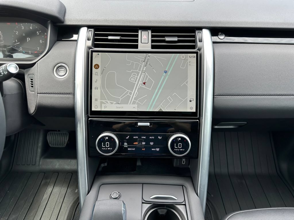 Used 2026 Land Rover Discovery S AWD/4WD image 21