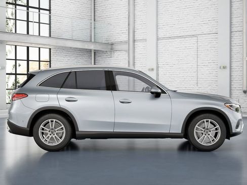 New 2026 Mercedes-Benz GLC 300 image 11