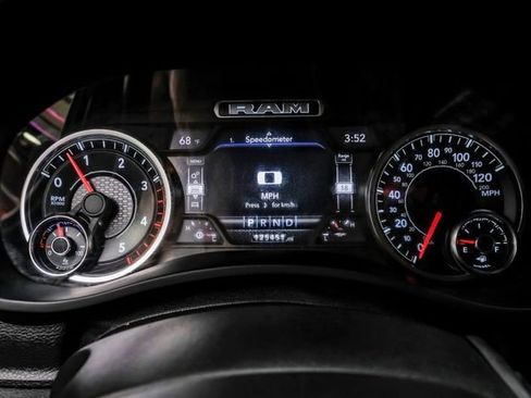 Used 2022 RAM 3500 Tradesman w/ Chrome Appearance Group image 20