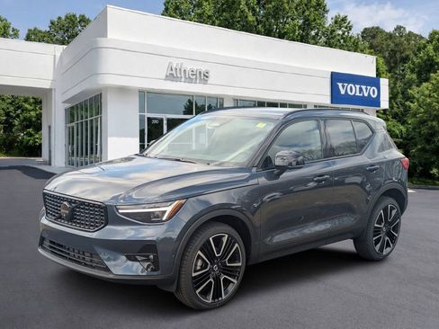 New 2026 Volvo XC40 B5 Ultra w/ Protection Package Premier image 1