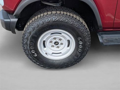 New 2025 Ford Bronco Heritage Edition image 9