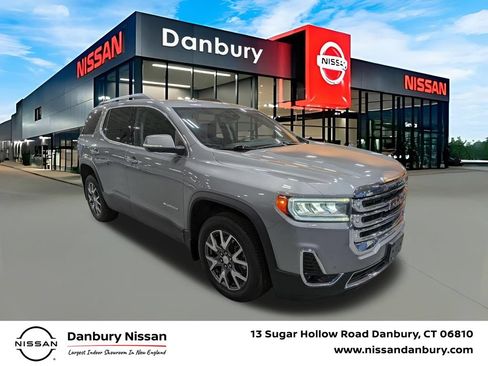 Used 2023 GMC Acadia SLT w/ Technology Package AWD/4WD image 1