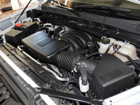 Used 2024 GMC Sierra 1500 AT4X AWD/4WD image 27
