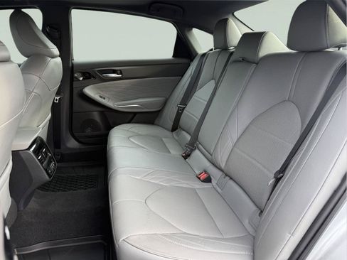 Used 2020 Toyota Avalon Limited w/ Advanced Safety Package FWD image 20