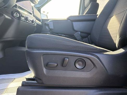 Used 2024 Chevrolet Silverado 1500 RST w/ Redline Edition AWD/4WD image 36