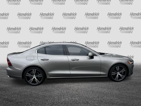 Used 2019 Volvo S60 T6 Inscription image 10