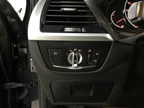 Used 2021 BMW X3 sDrive30i image 14