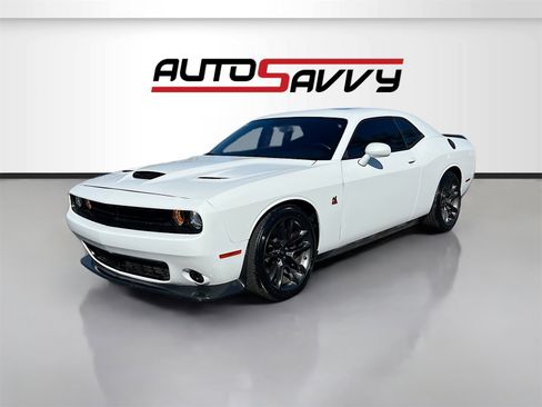 Used 2023 Dodge Challenger R/T Scat Pack w/ Plus Package image 3