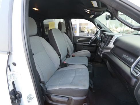 Used 2024 RAM 2500 Big Horn image 28