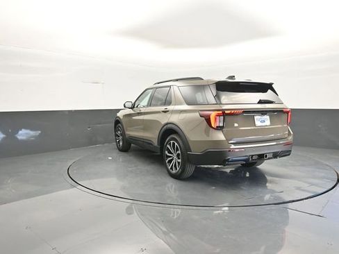 New 2026 Ford Explorer ST-Line AWD/4WD image 5