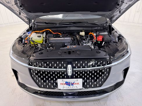 New 2026 Lincoln Nautilus Reserve AWD/4WD image 31