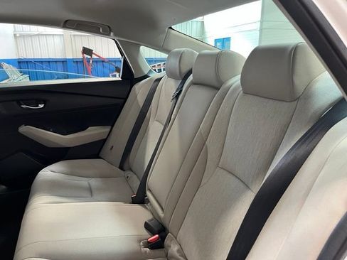 Used 2023 Honda Accord EX image 19