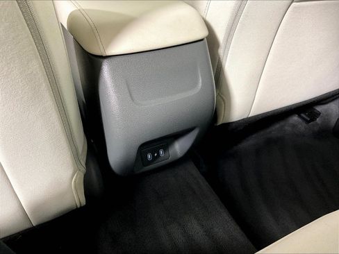 Used 2025 Hyundai Sonata SEL FWD image 10