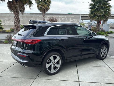 Used 2025 Audi Q5 Premium Plus w/ Premium Plus image 6