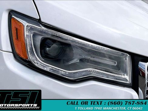 Used 2017 Jeep Grand Cherokee Overland AWD/4WD image 26