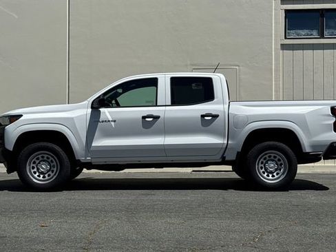 Used 2026 Chevrolet Colorado W/T w/ Advanced Trailering Package RWD image 7