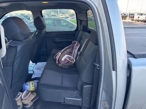 Used 2010 GMC Sierra 1500 SLE w/ Power Pack Plus image 11