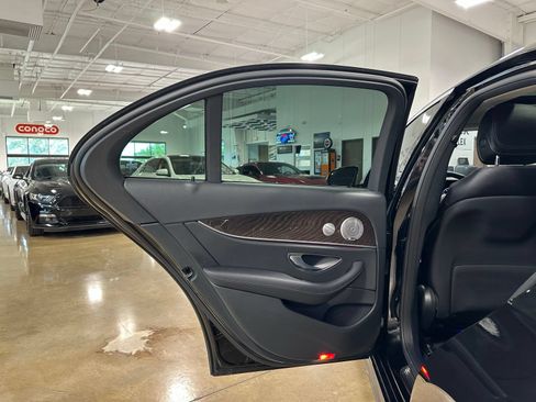 Used 2023 Mercedes-Benz E 350 Sedan image 33
