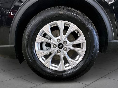 Used 2025 Ford Escape Active w/ Cold Weather Package image 11