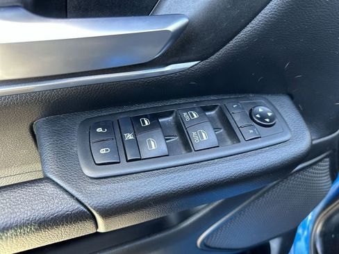 Used 2021 RAM 1500 Big Horn image 13