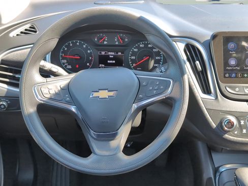 Used 2024 Chevrolet Malibu LT image 18