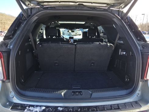 Used 2020 Ford Explorer ST w/ ST Street Pack image 18