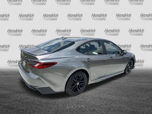 Certified 2025 Toyota Camry SE FWD image 10