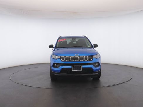 Used 2022 Jeep Compass Latitude w/ Sun and Sound Group AWD/4WD image 23