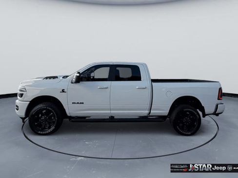 New 2026 RAM 2500 Laramie w/ Night Edition AWD/4WD image 7