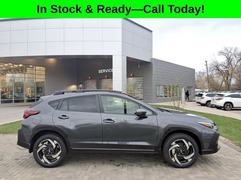 New 2026 Subaru Crosstrek 2.5i Limited w/ Crosstrek Mirror Package image 8