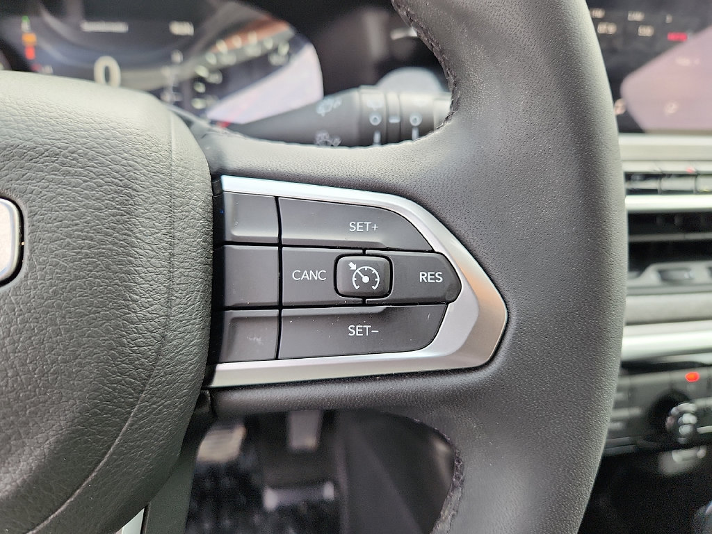Certified 2024 Jeep Compass Latitude AWD/4WD image 21
